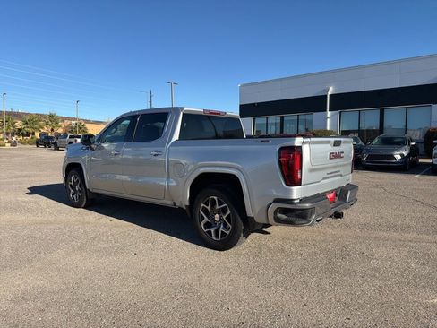 Used 2022 GMC Sierra 1500 SLT w/ X31 Off-Road Package image 7