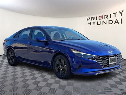 Used 2022 Hyundai Elantra SEL w/ Convenience Package