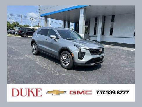 Used 2025 Cadillac XT4 Premium Luxury FWD image 1