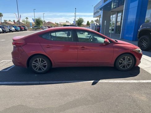 Used 2018 Hyundai Elantra SEL image 5
