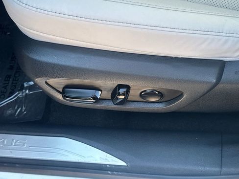 Used 2023 Lexus RX 350 Premium image 47