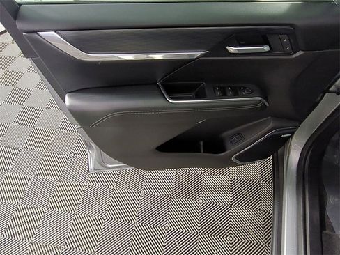 Certified 2025 GMC Acadia Elevation image 22