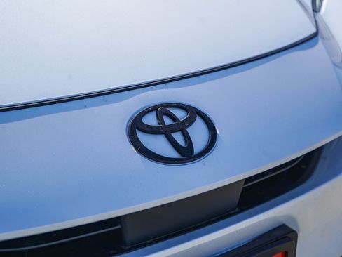 New 2026 Toyota Prius Plug-In Hybrid image 12