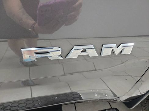 Used 2022 RAM 1500 Big Horn AWD/4WD image 22
