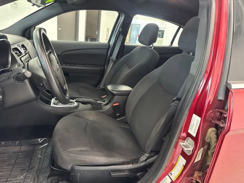 Used 2013 Chrysler 200 LX FWD image 15