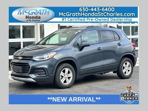 Used 2021 Chevrolet Trax LT w/ LT Convenience Package AWD/4WD image 1