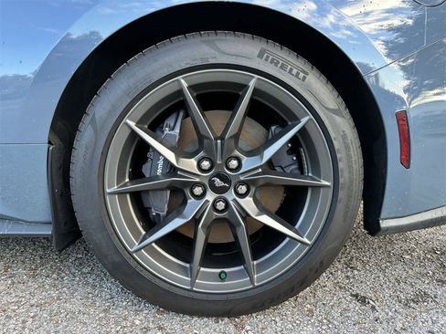 Used 2024 Ford Mustang Dark Horse image 8