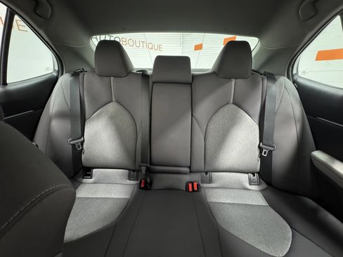 Used 2022 Toyota Camry LE image 29