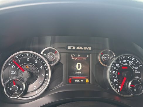 Used 2019 RAM 1500 Big Horn image 24