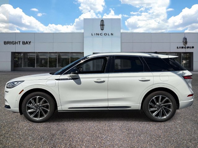 Used 2021 Lincoln Corsair Grand Touring w/ Equipment Group 301A AWD/4WD image 3