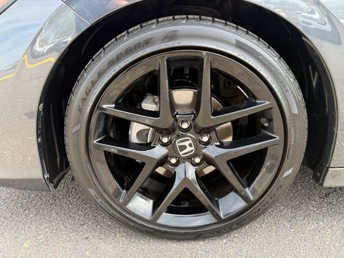 Used 2025 Honda Civic Sport image 11