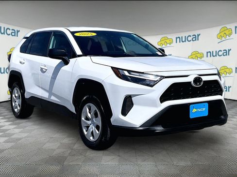 Used 2025 Toyota RAV4 LE AWD/4WD image 1