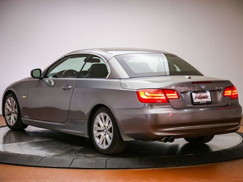 Used 2013 BMW 328i Convertible RWD image 2