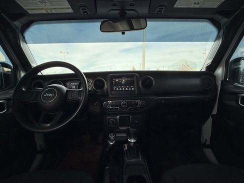 Used 2023 Jeep Gladiator Sport w/ Trailer Tow Package image 29