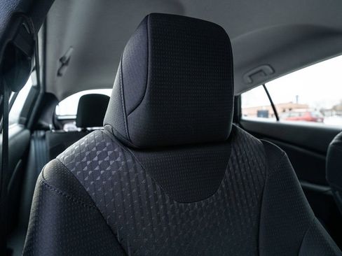 Used 2016 Toyota Prius Three image 16