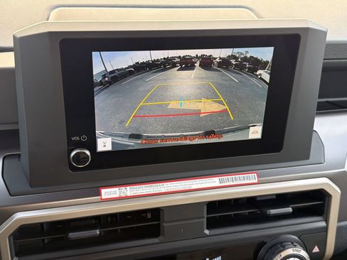 Used 2026 Toyota Tacoma SR5 AWD/4WD image 21
