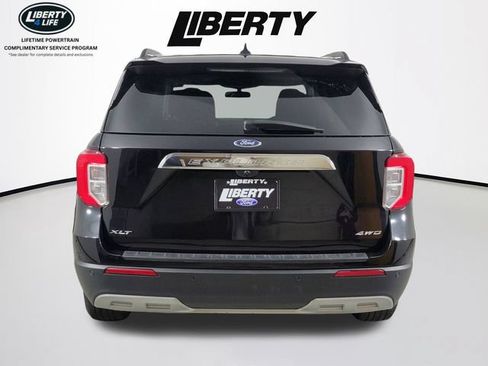 Certified 2022 Ford Explorer XLT w/ Equipment Group 202A AWD/4WD image 5