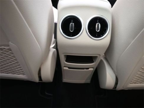 New 2026 Mercedes-Benz GLA 250 image 22