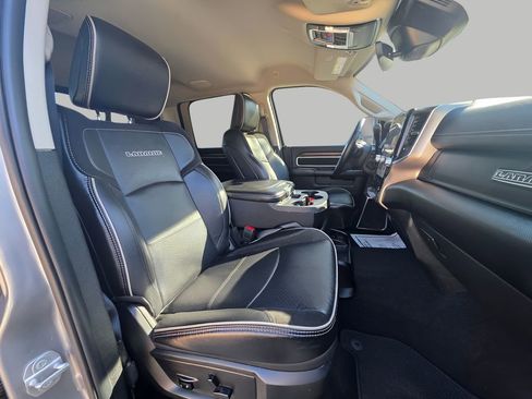 Used 2024 RAM 2500 Laramie w/ Safety Group AWD/4WD image 12