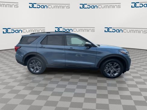 New 2026 Ford Explorer Active AWD/4WD image 9