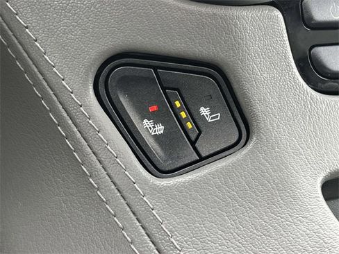 Used 2019 Chevrolet Tahoe LT image 27