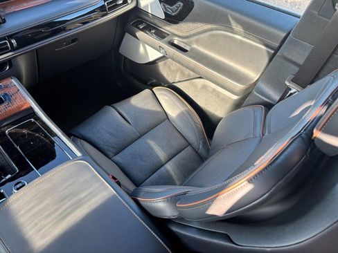 New 2026 Lincoln Aviator Black Label w/ Dynamic Handling Package image 15