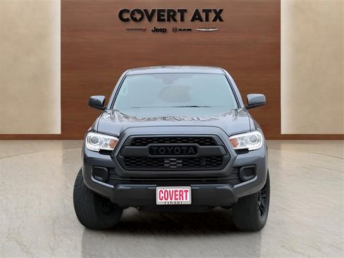 Used 2022 Toyota Tacoma TRD Sport image 8