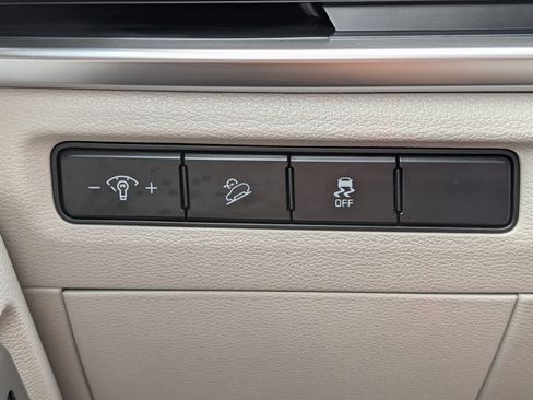 Certified 2023 Kia Telluride S w/ S Sunroof Package AWD/4WD image 26