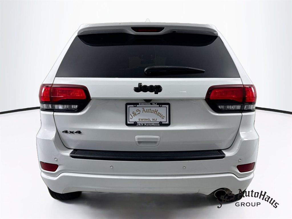 Used 2021 Jeep Grand Cherokee Laredo X AWD/4WD image 6