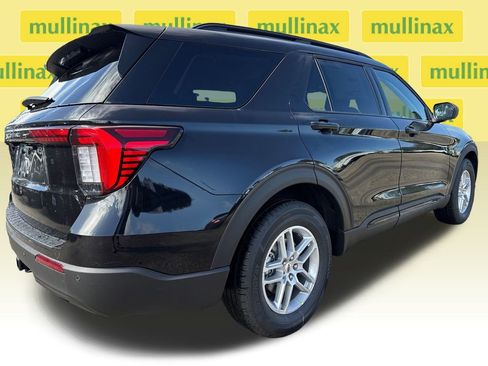 New 2026 Ford Explorer Active image 14