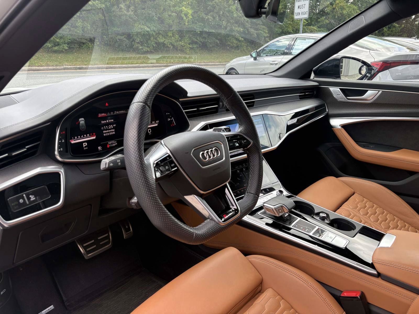 Used 2024 Audi RS 6 performance AWD/4WD image 14