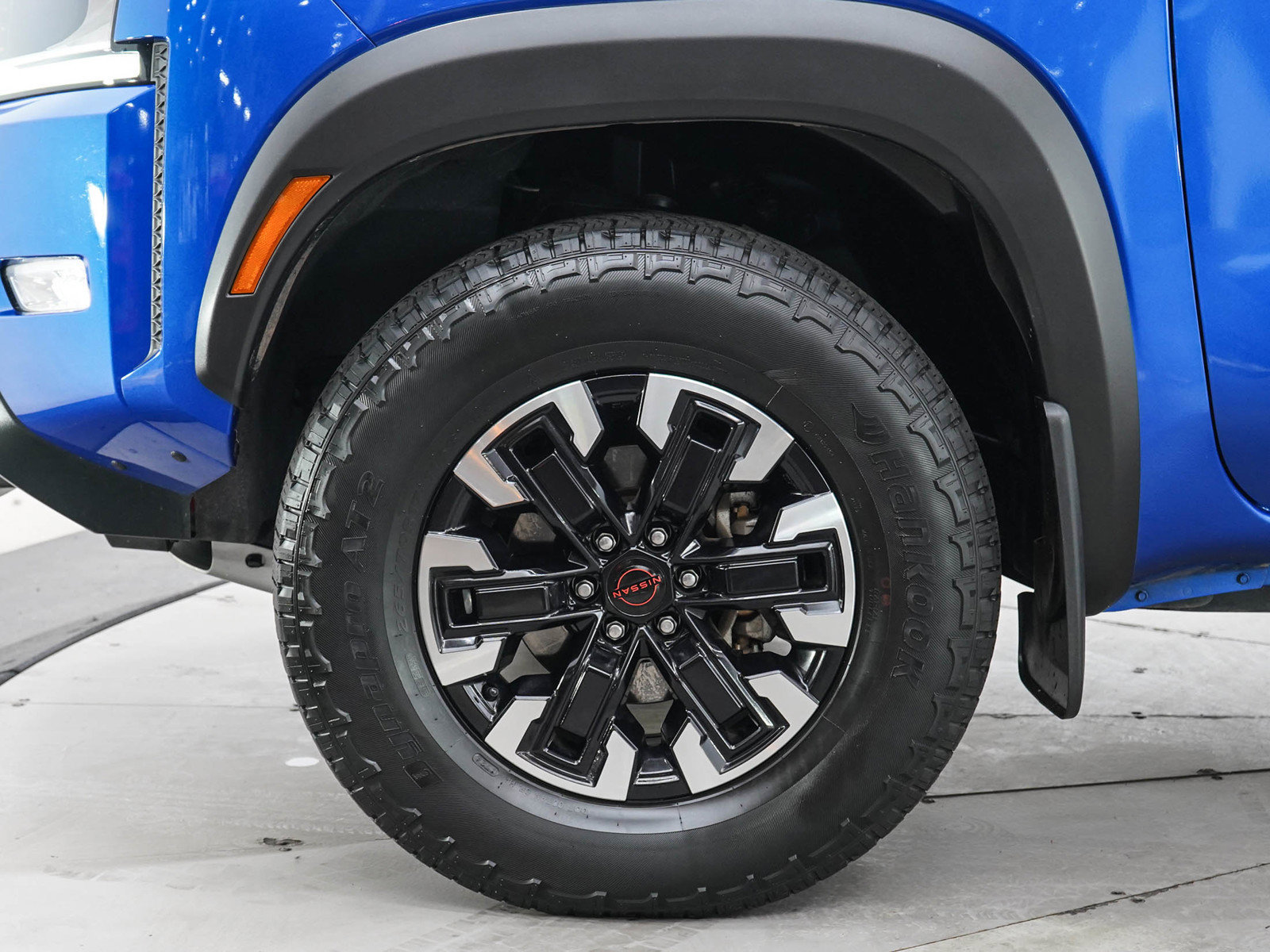 Used 2024 Nissan Frontier PRO-4X w/ Technology Package AWD/4WD image 29