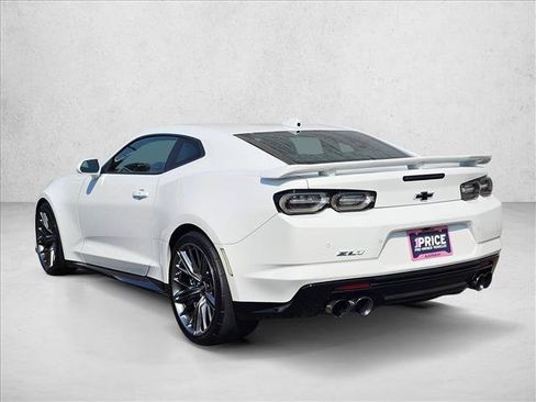 Used 2022 Chevrolet Camaro ZL1 RWD image 7