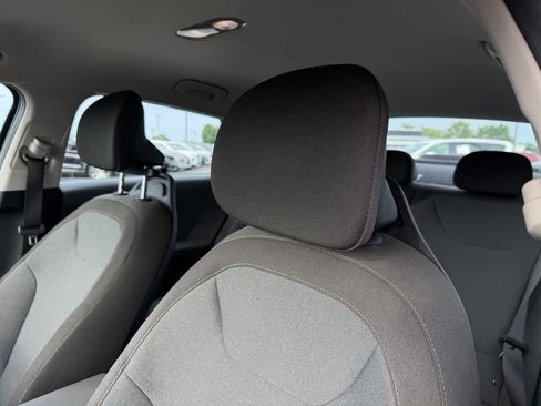 Certified 2025 Kia K4 FWD image 11