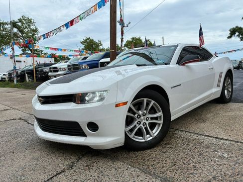 Used 2015 Chevrolet Camaro LS RWD image 1