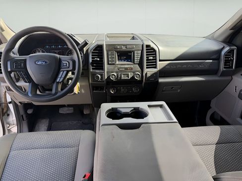 Used 2019 Ford F250 XLT image 13