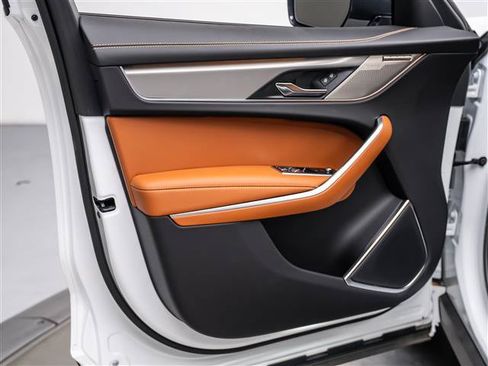 New 2026 Jaguar F-PACE R-Dynamic S AWD/4WD image 23