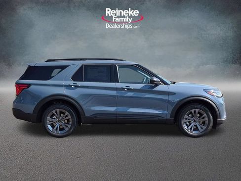 New 2027 Ford Explorer Active AWD/4WD image 4