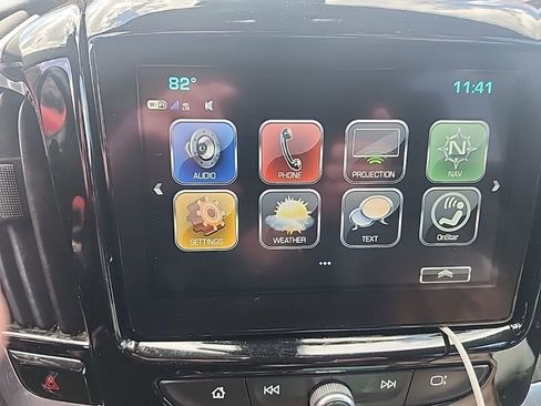 Used 2019 Chevrolet Traverse Premier w/ Driver Confidence II Package image 3