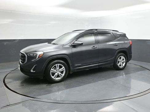 Used 2018 GMC Terrain SLE w/ Driver Convenience Package FWD image 34