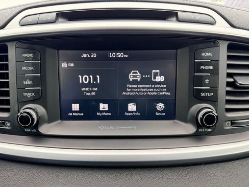 Used 2019 Kia Sorento LX w/ LX Convenience Package image 14