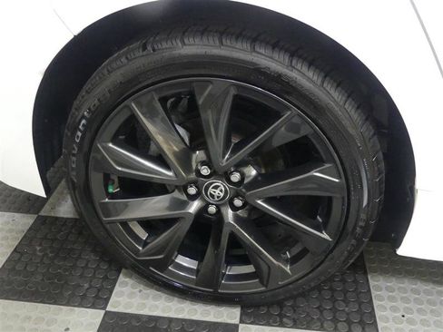 Used 2023 Toyota Corolla SE FWD image 16