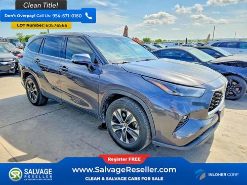 Used 2022 Toyota Highlander LE FWD image 5