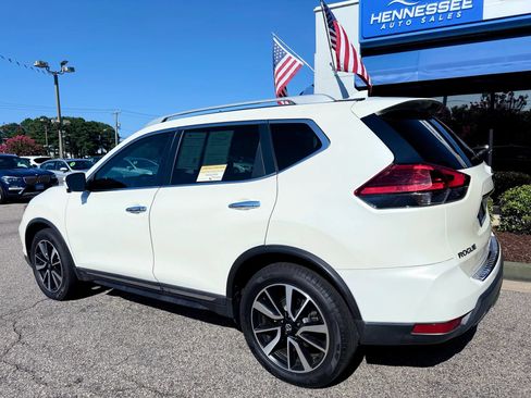 Used 2017 Nissan Rogue SL w/ SL Premium Package AWD/4WD image 10