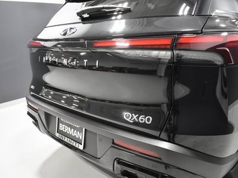 Used 2023 INFINITI QX60 Luxe image 12