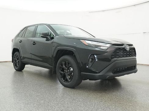 New 2025 Toyota RAV4 LE image 30