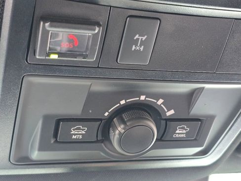 Used 2021 Toyota Tacoma TRD Off-Road image 25