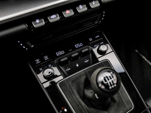 Used 2024 Porsche 911 Carrera GTS image 62