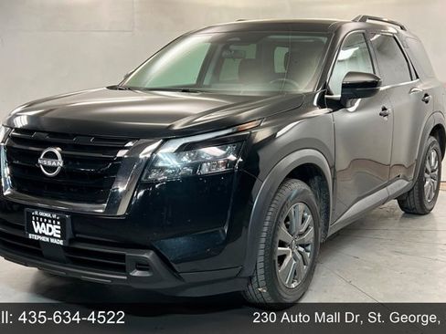 Used 2024 Nissan Pathfinder SV AWD/4WD image 1