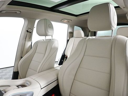 Certified 2022 Mercedes-Benz GLS 450 4MATIC image 5